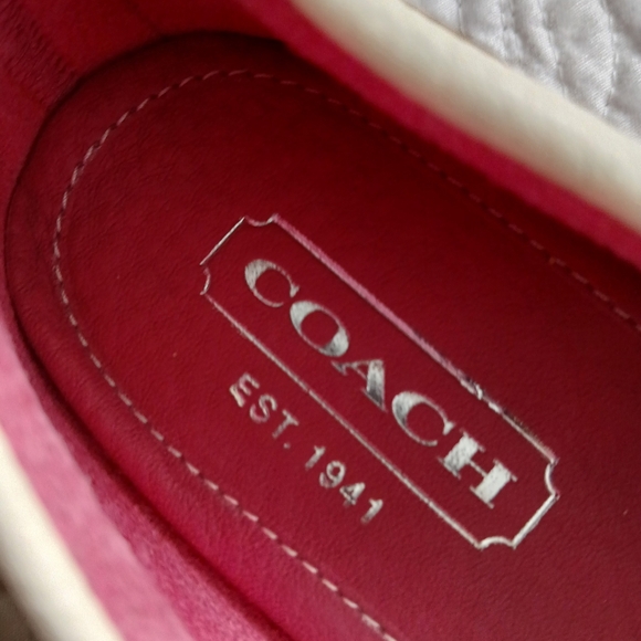 COACH VINTAGE TINY KITTEN HEEL LOAFERS Y2K - Picture 2 of 13